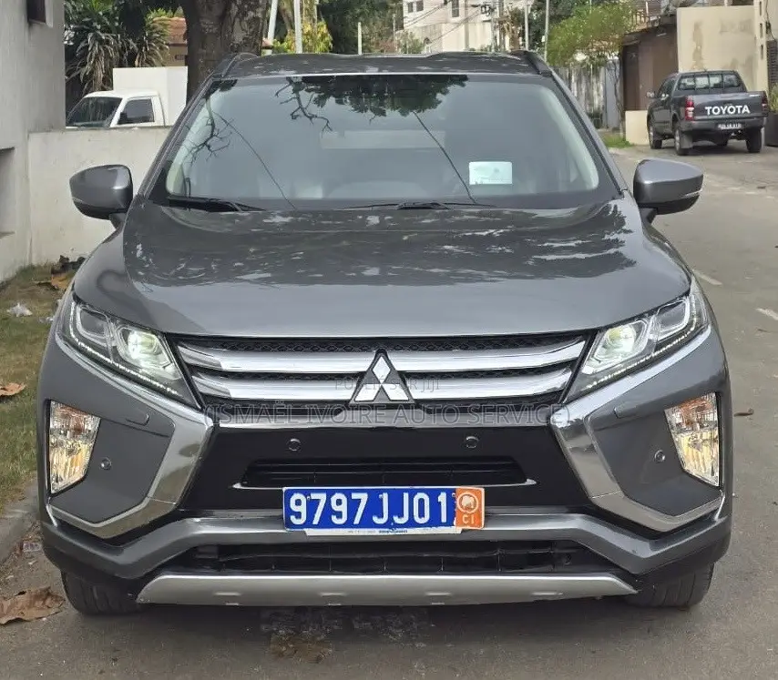 Mitsubishi Eclipse Cross 2020 Gris