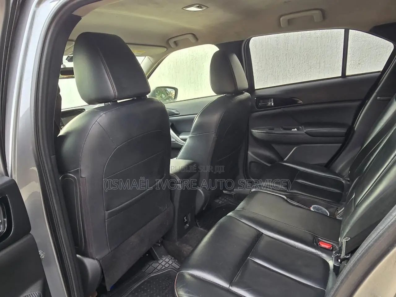 Mitsubishi Eclipse Cross 2020 Gris