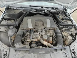 Mercedes-Benz C300 Luxury Sedan AWD (3.0L 6cyl 7A) 2009 Blanc