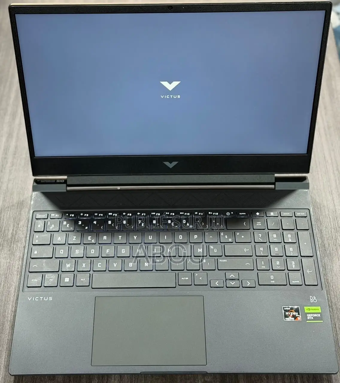 Ordinateur portable HP Victus 15 16GB AMD Ryzen 5 SSD 512GB