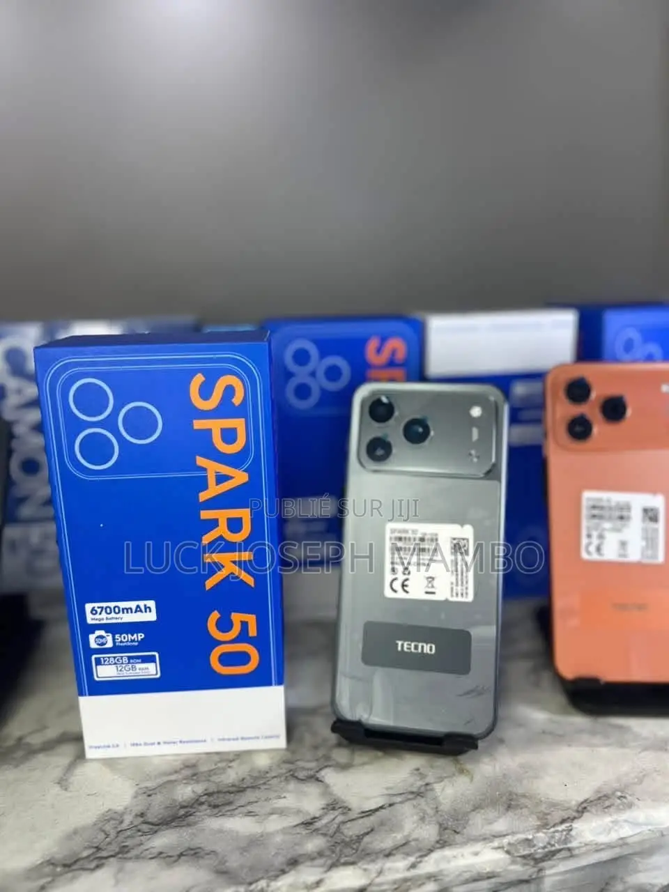 Nouveau Tecno Spark 50 128 GB Gris
