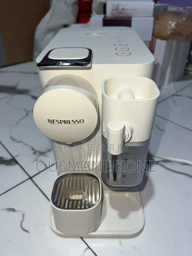 Machine À Café Nespresso — [Delonghi Latissima One]