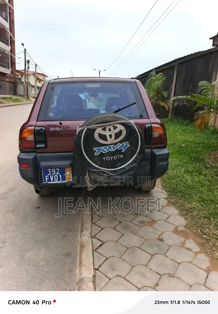 Toyota RAV4 Automatic 2000 Violet