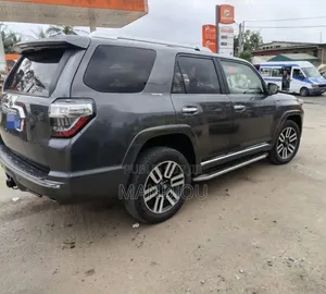 Toyota Fortuner 2018 Gris