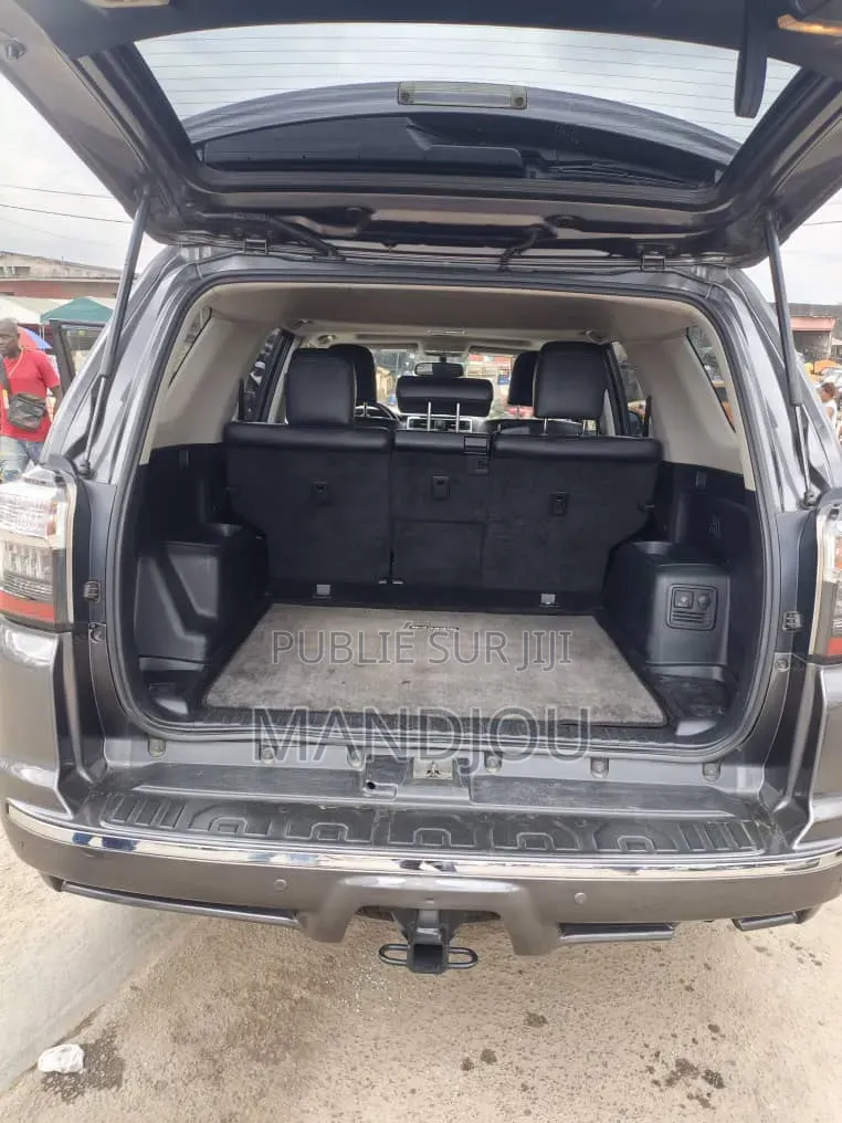 Toyota Fortuner 2018 Gris