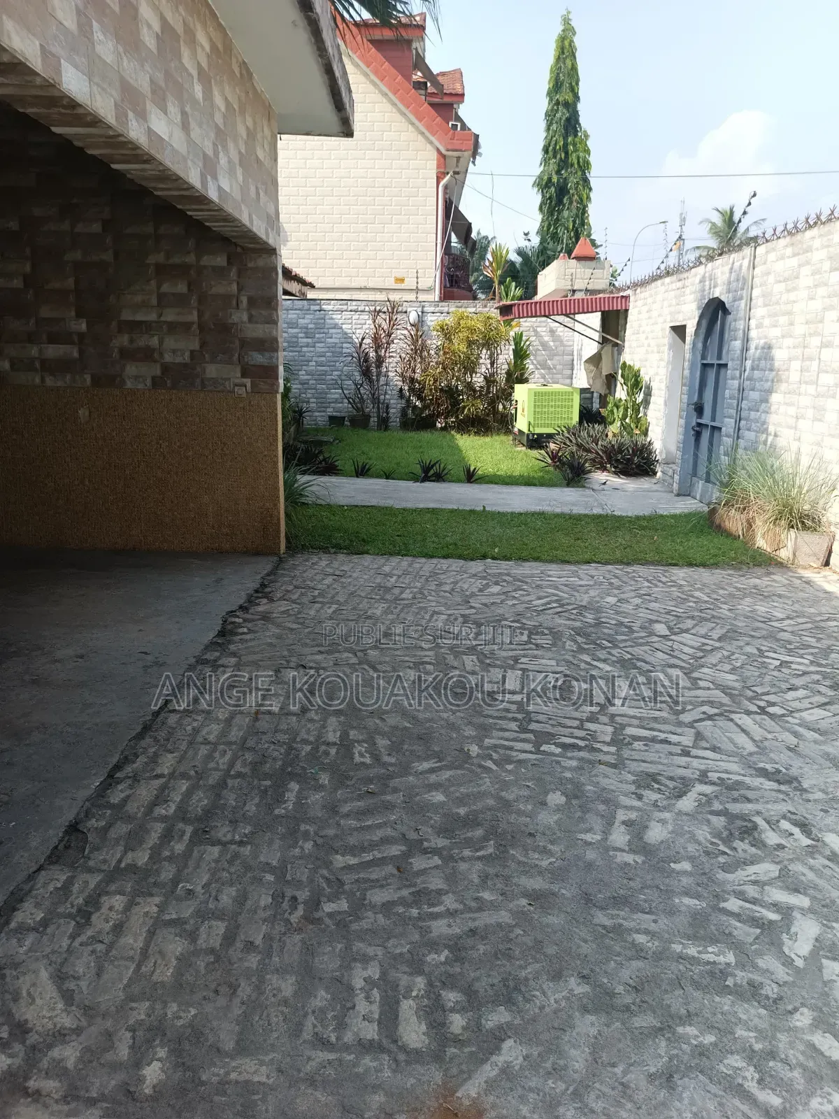 6chbre Duplex dans Ange Immobilier, Cocody à Vendre