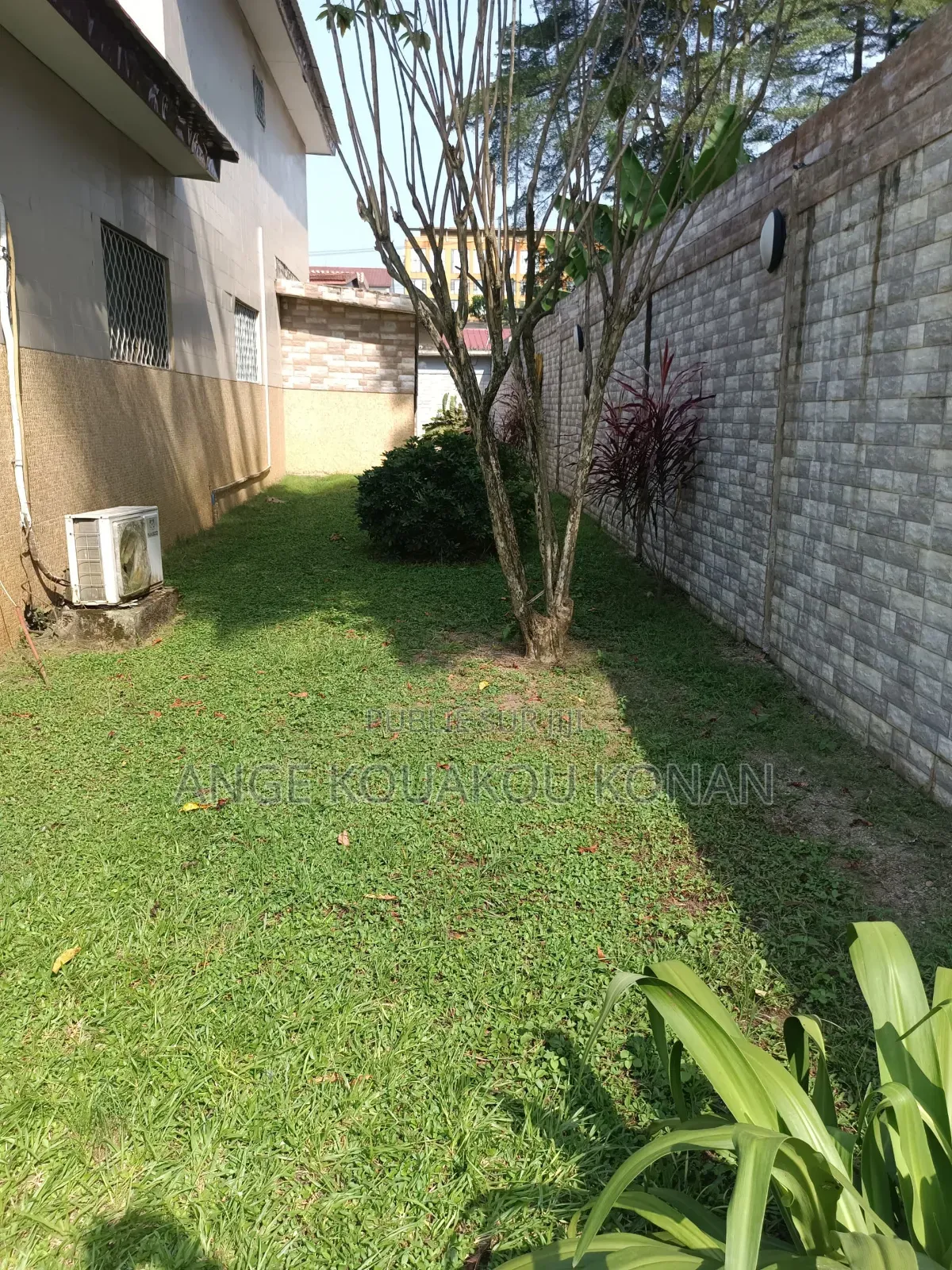 6chbre Duplex dans Ange Immobilier, Cocody à Vendre