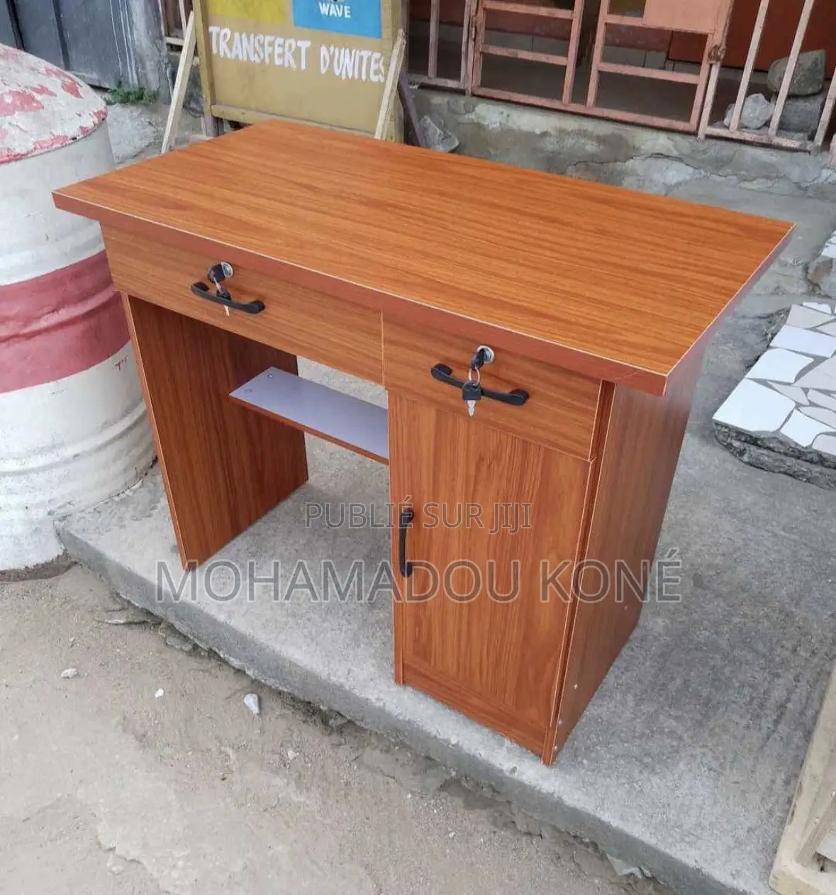Table De Bureau
