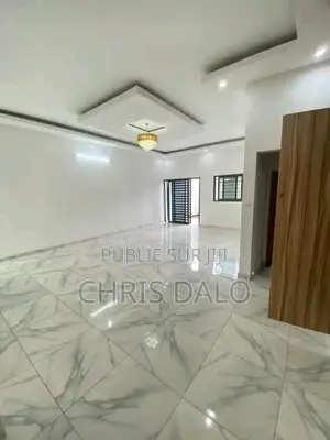 2chbre Appartement dans Achy, Cocody à Louer