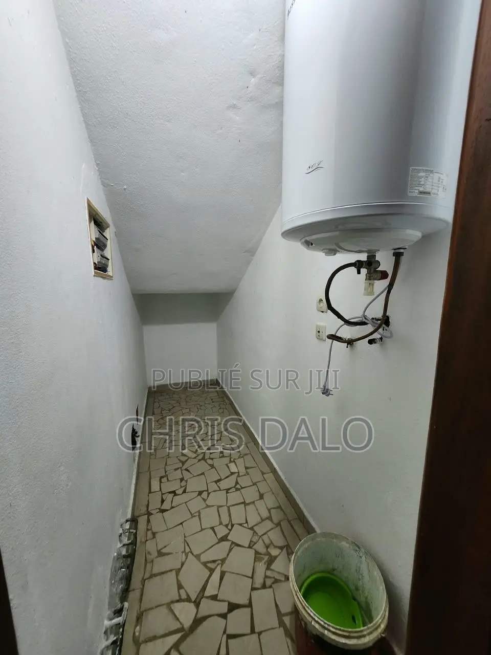 6chbre Duplex dans Achy, Cocody à Louer