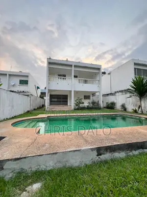 4chbre Villa dans Achy, Cocody à Louer