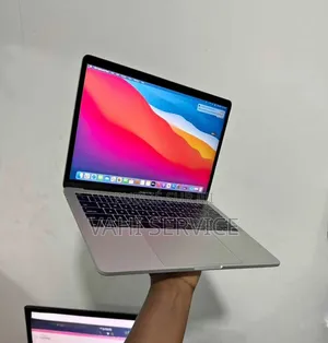 Nouveau Apple Mac Pro M2 Ultra 64GB Intel Core i9 HDD 512GB