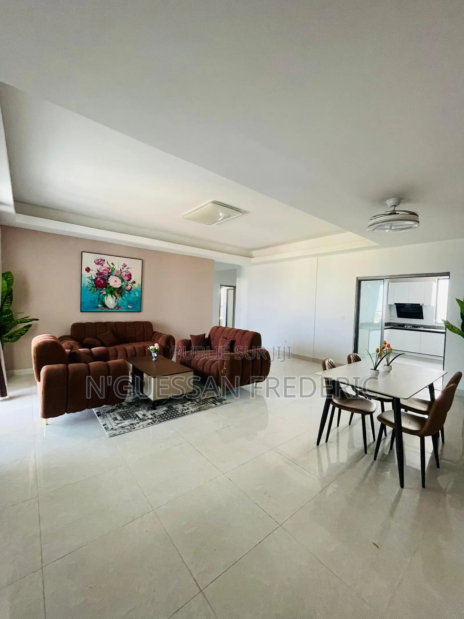 3chbre Appartement dans Marcory à Vendre