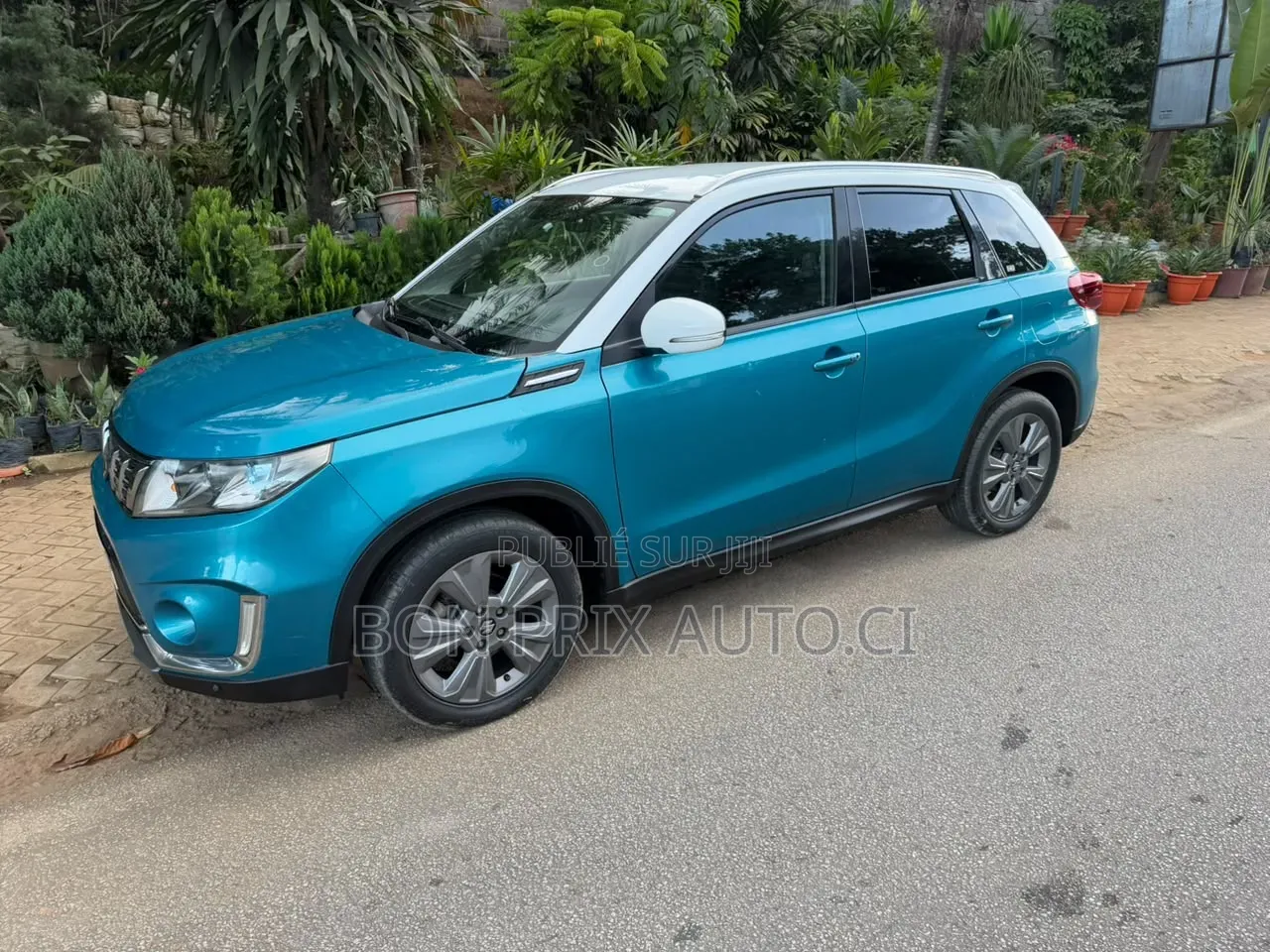 Suzuki Vitara 2021 Bleu