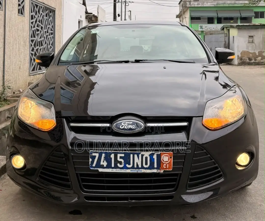 Ford Focus SE 4dr Sedan (2.0L 4cyl 5M) 2015 Noir