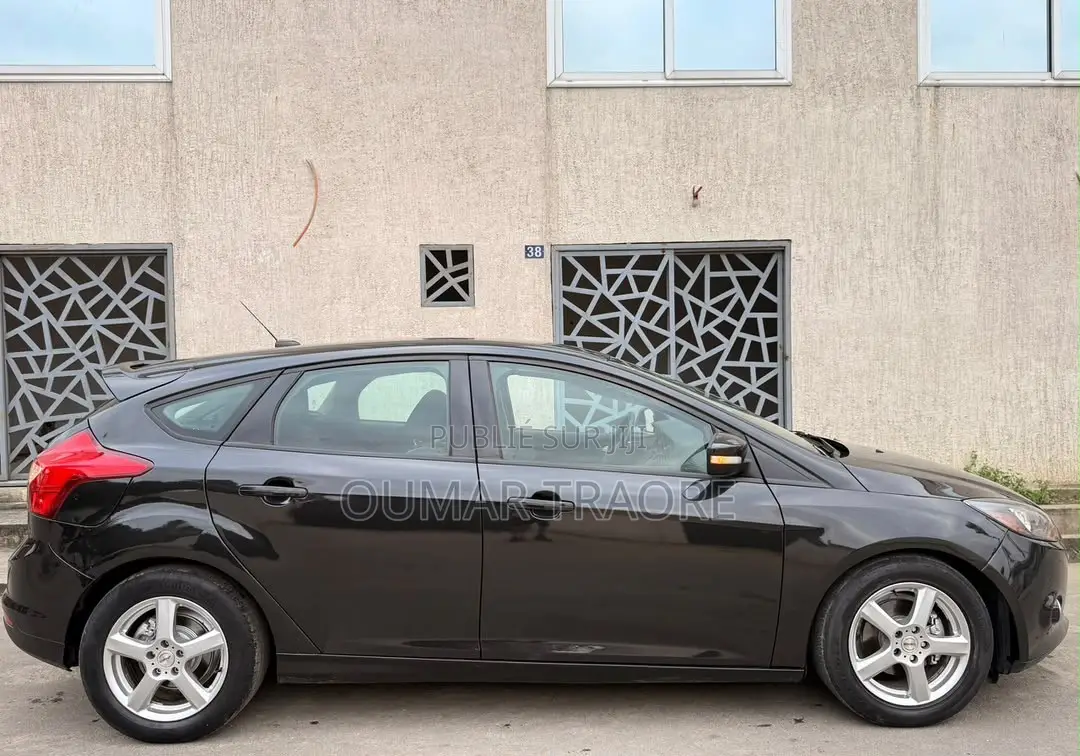 Ford Focus SE 4dr Sedan (2.0L 4cyl 5M) 2015 Noir