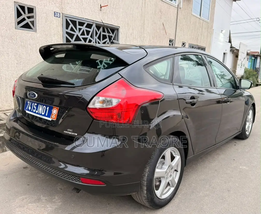 Ford Focus SE 4dr Sedan (2.0L 4cyl 5M) 2015 Noir