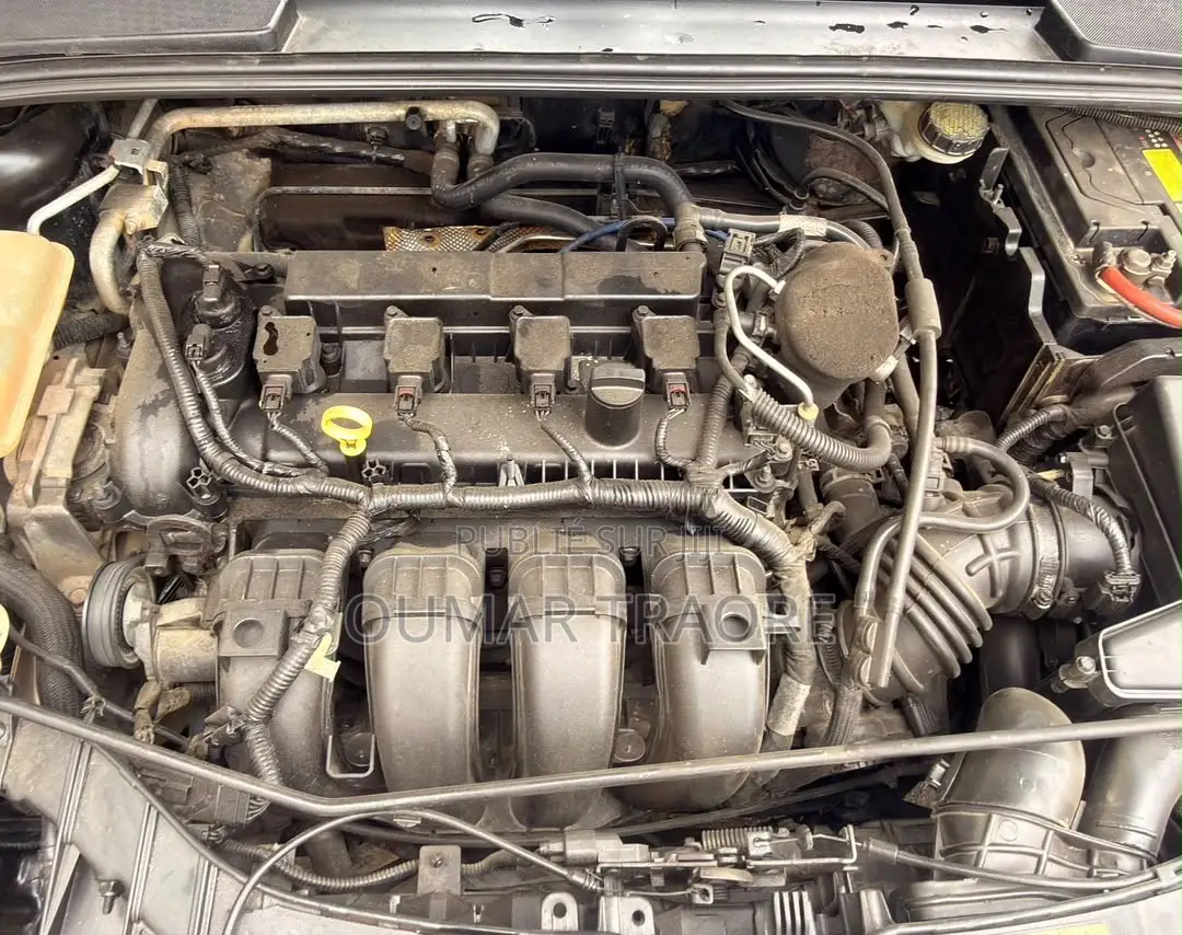 Ford Focus SE 4dr Sedan (2.0L 4cyl 5M) 2015 Noir