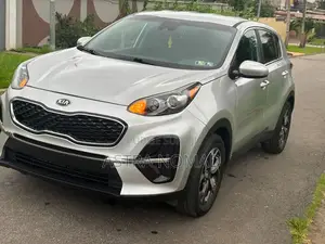 Kia Sportage 2021 Gris