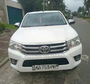 Toyota Hilux 2021 Blanc