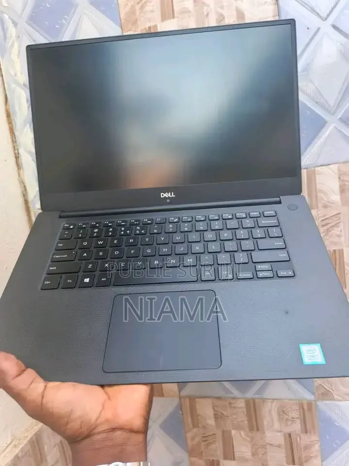 Nouveau Ordinateur portable Dell XPS 15 16GB Intel Core i7 SSD 512GB
