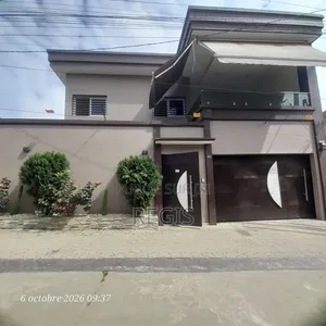 4chbre Duplex dans Regis, Cocody à Louer