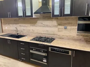 4chbre Duplex dans Regis, Cocody à Louer