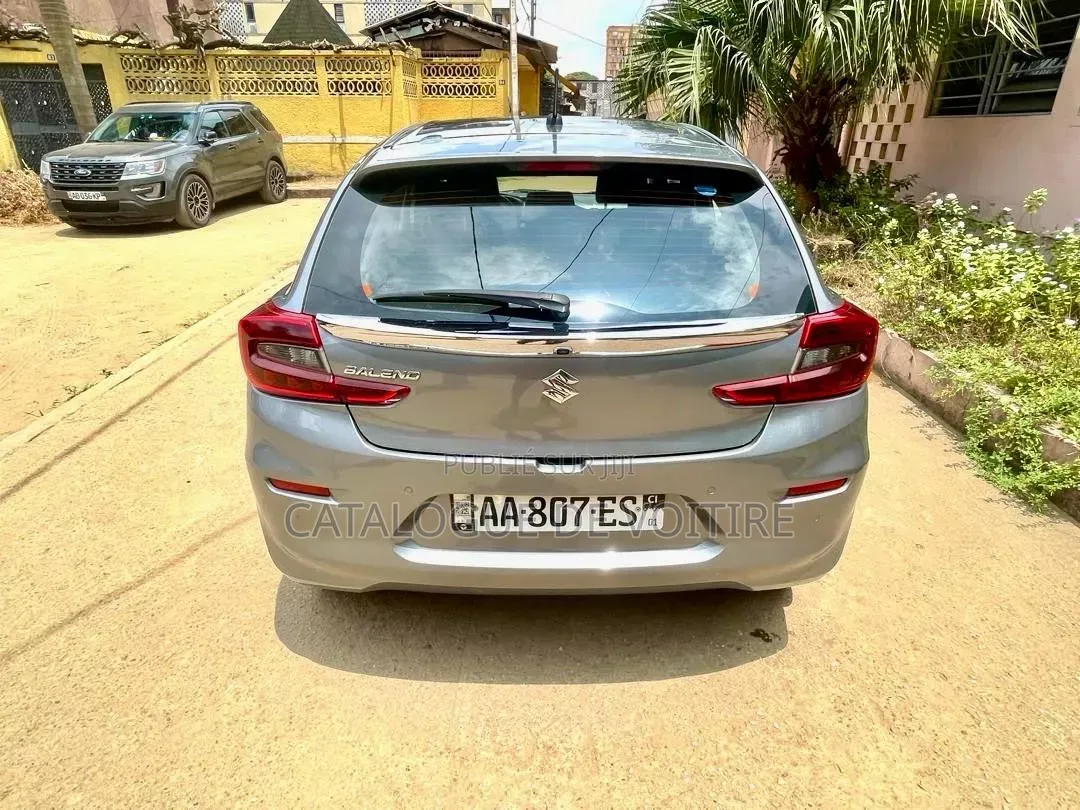 Suzuki Baleno 2024 Beige