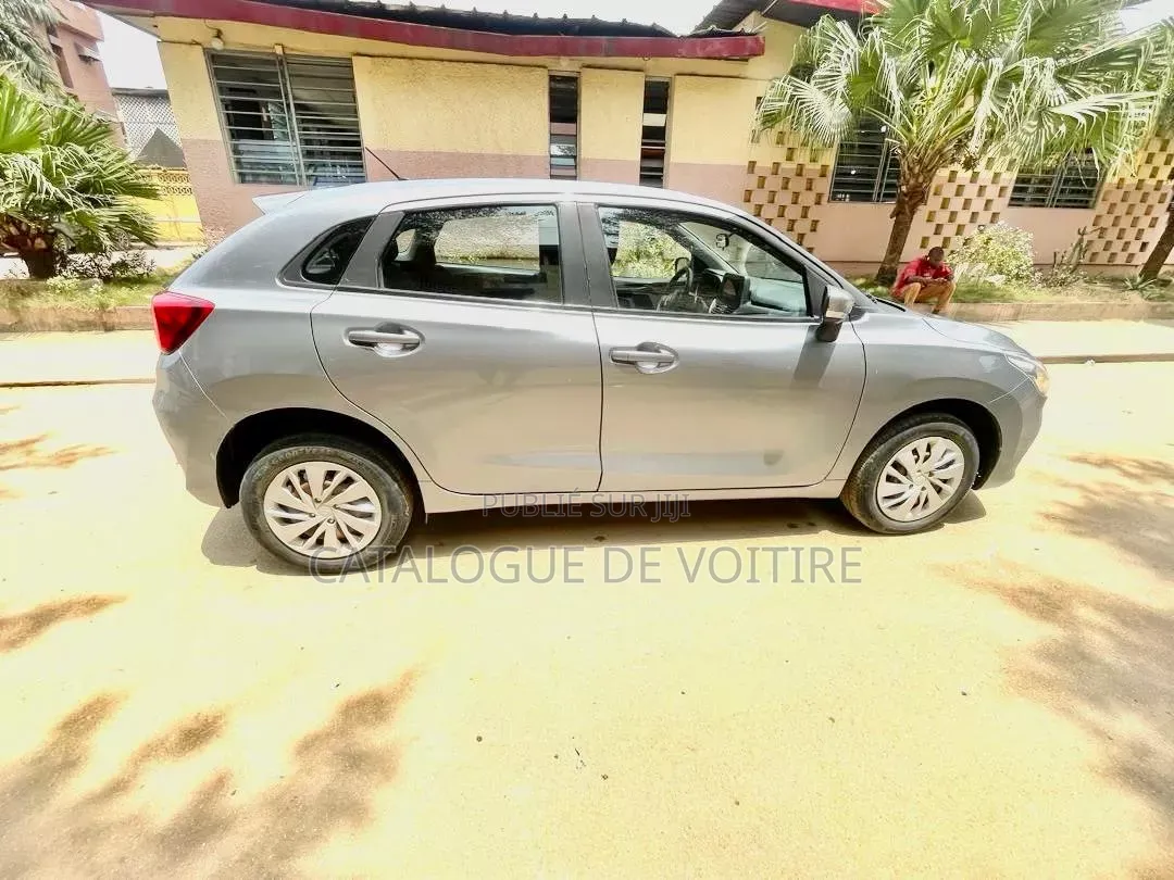 Suzuki Baleno 2024 Beige