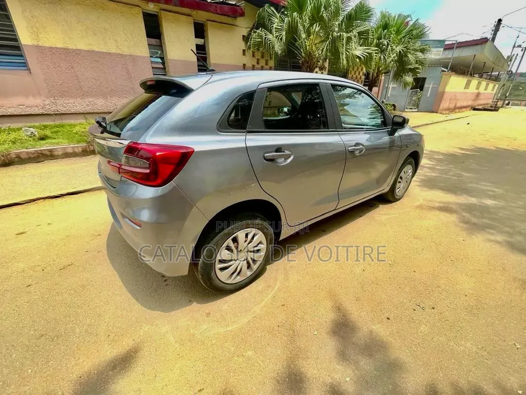 Suzuki Baleno 2024 Beige