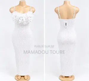 Robe Longue Moulante À Fleurs 3D – Élégante & Tendance