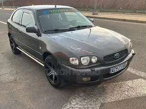 Toyota Corolla 2002 Noir