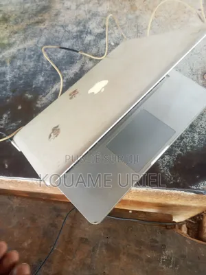 Ordinateur portable Apple MacBook Pro 8GB Intel Core i5 HDD+SSD 640GB