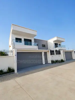 6chbre Duplex dans Cocody à Louer