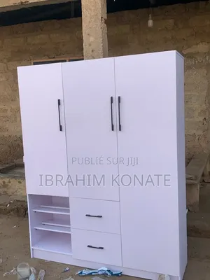 Meuble De Qualité en Bois Massif