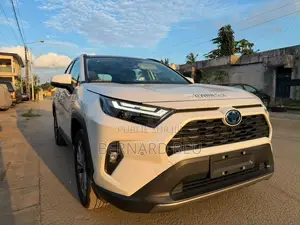 Toyota RAV4 Limited 2025 Blanc