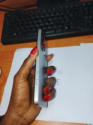 Tecno Pop 10 64 GB Gris