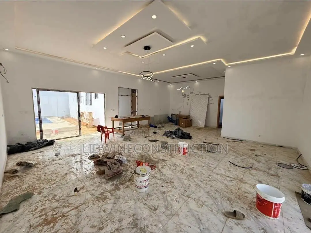 6chbre Duplex dans Cocody à Vendre