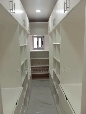 5chbre Duplex dans Bingerville à Louer
