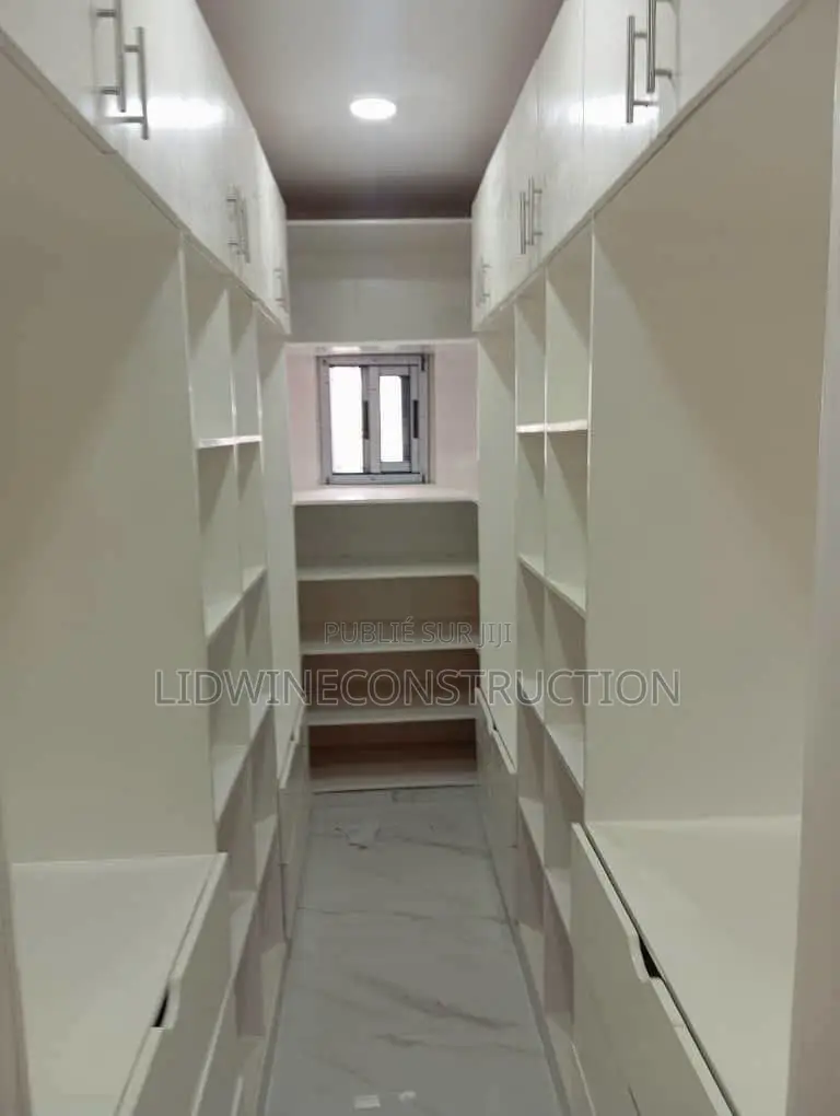 5chbre Duplex dans Bingerville à Louer