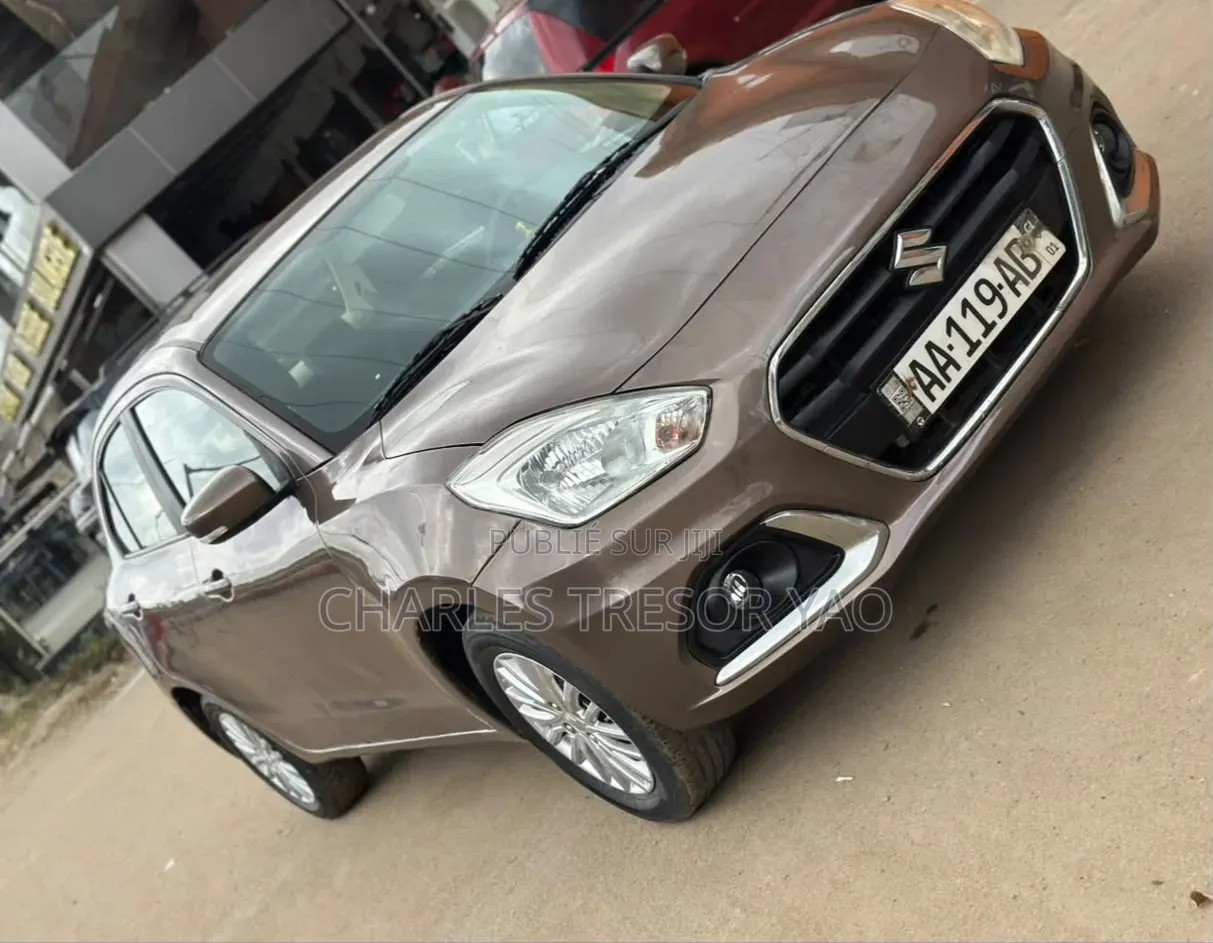 Suzuki Dzire 2023 Gris