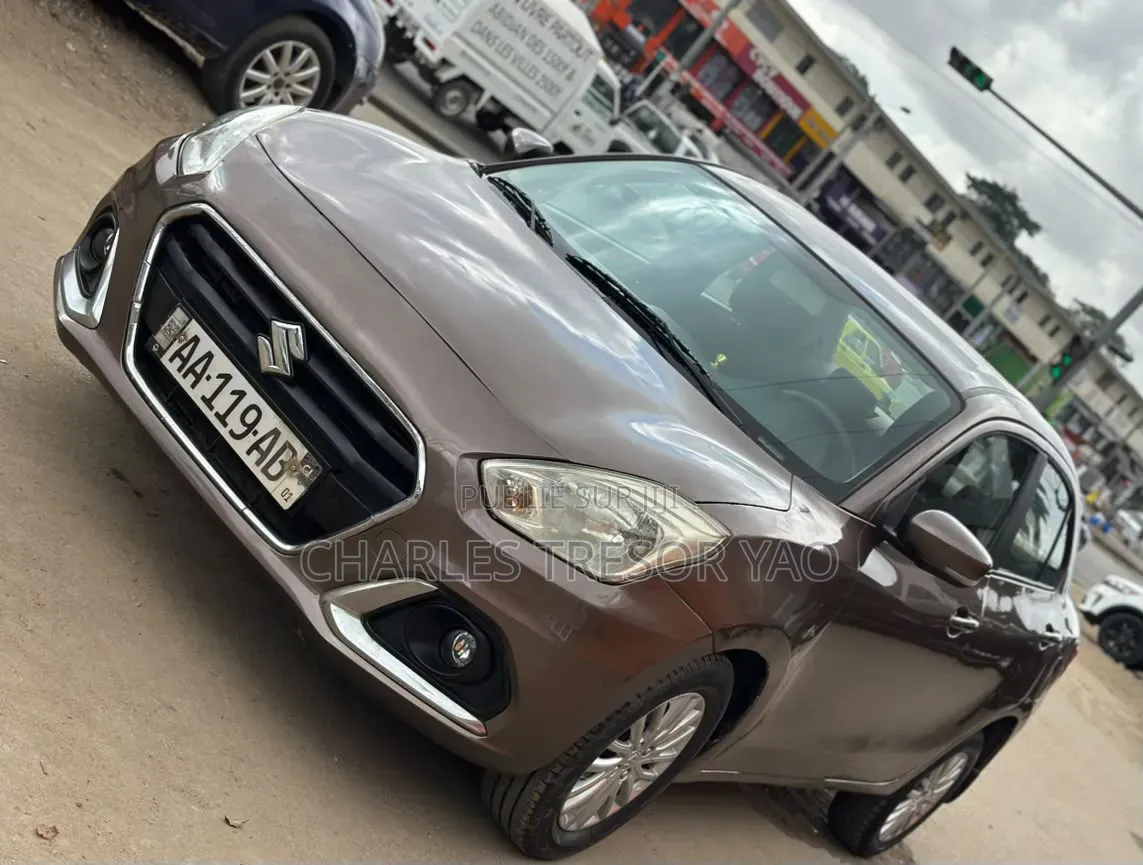 Suzuki Dzire 2023 Gris