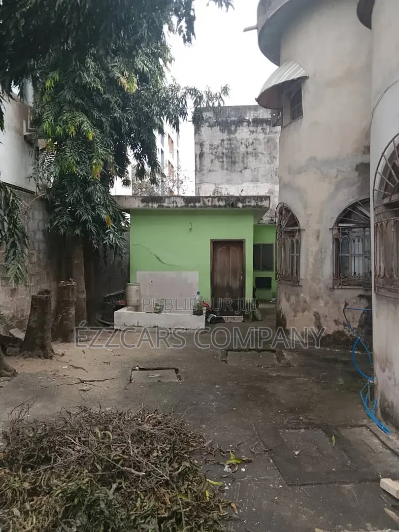 Meublé 7chbre Duplex dans Vente Immobilière, Cocody à Vendre