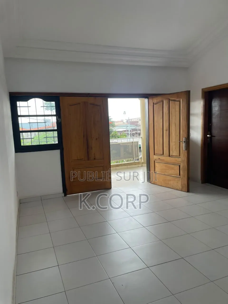 5chbre Villa dans Cocody à Vendre