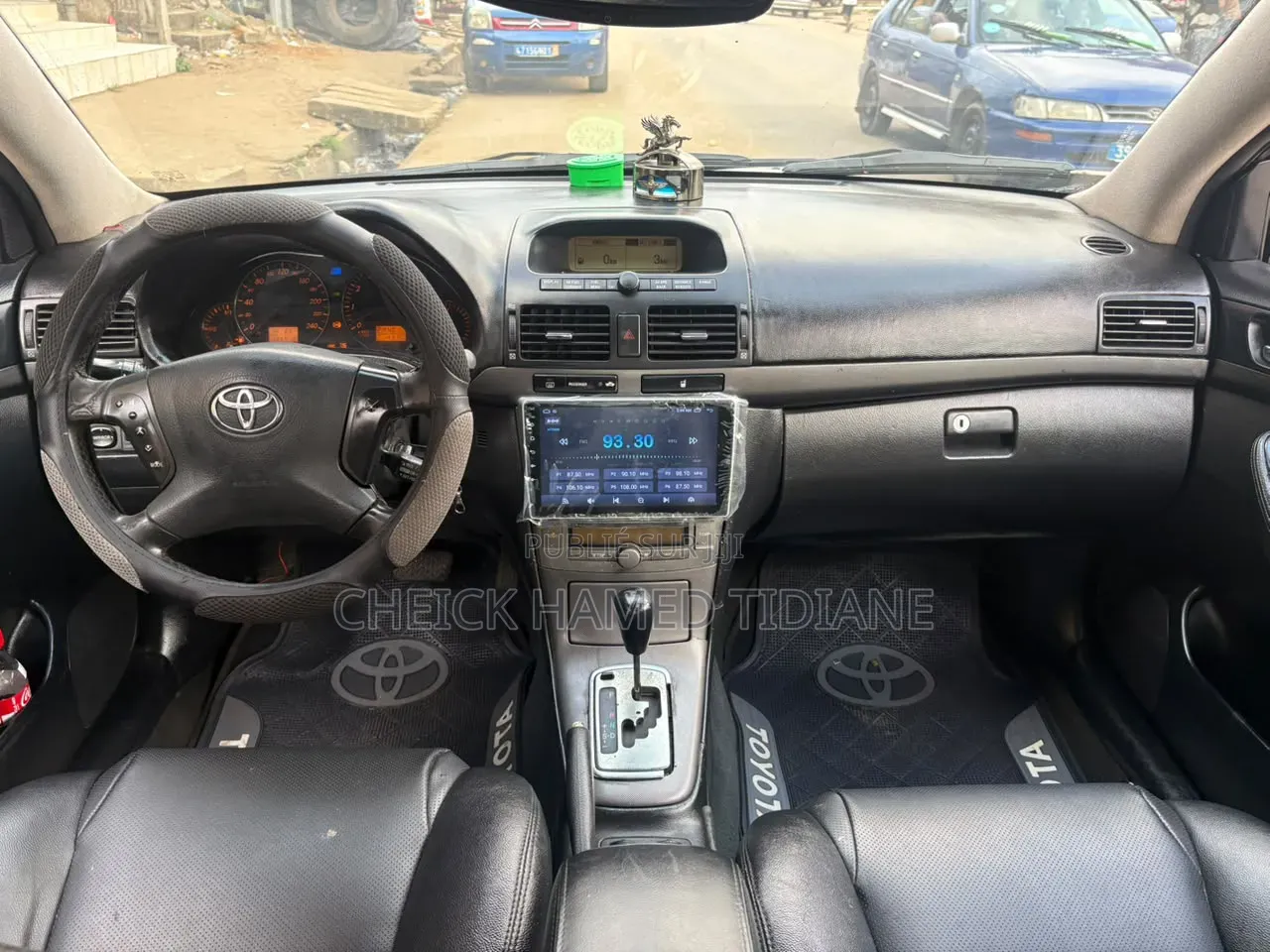 Toyota Avensis 2005 Gris