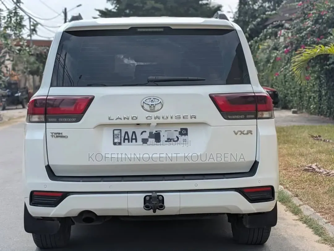 Toyota Land Cruiser 3.5 V6 2022 Blanc