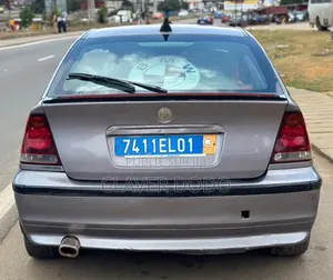 BMW 2002 1995 Gris