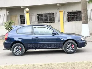 Toyota Corolla 1.4 Sedan 2002 Bleu