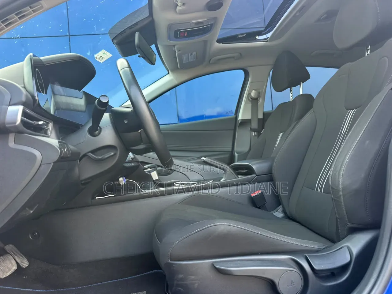 Hyundai Elantra 2025 Bleu
