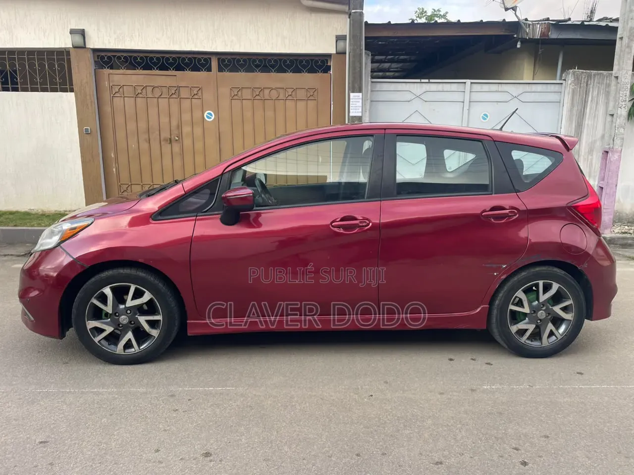 Nissan Versa 2015 Rouge